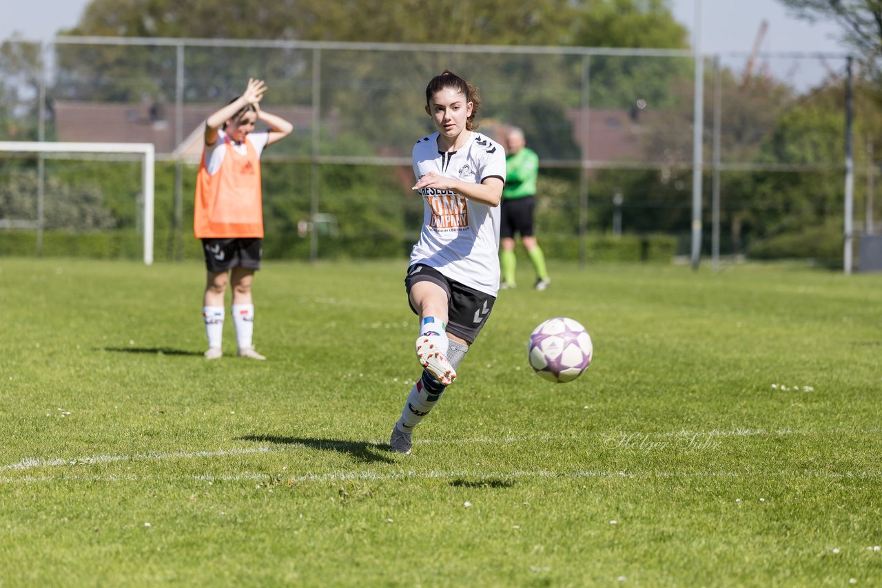 Bild 160 - wBJ SV Henstedt Ulzburg - FSG Oldendorf Itzehoe : Ergebnis: 6:3